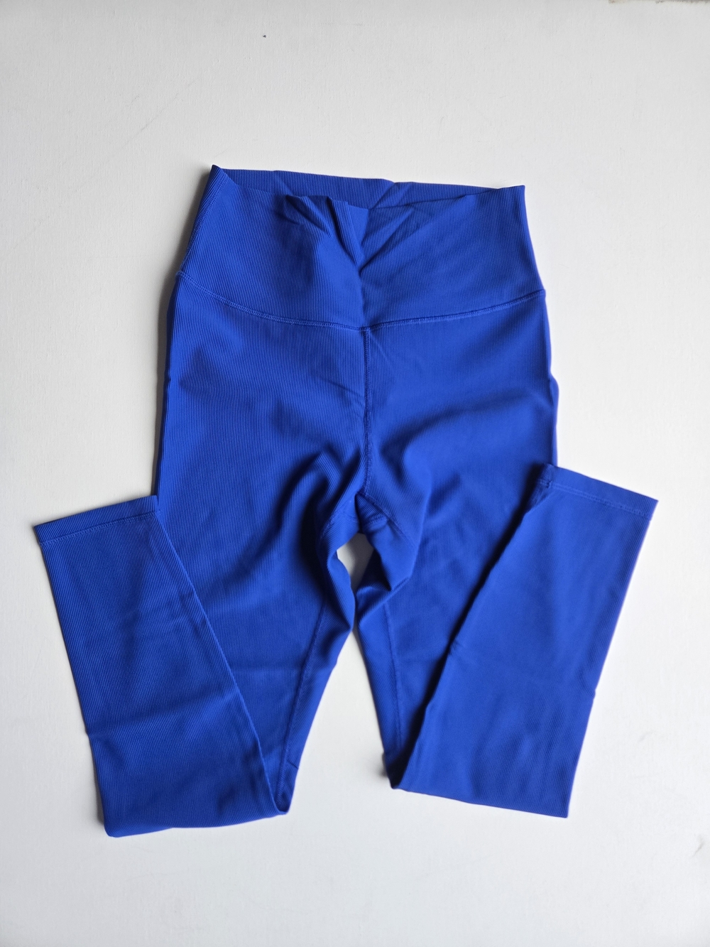 NWOT- Wilo The Label High-Waist Ribbed Leggings in Electric Blue Women's Size M - Picture 3 of 9